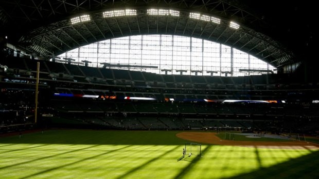 Giants Mad at Brewers' Roof Policy