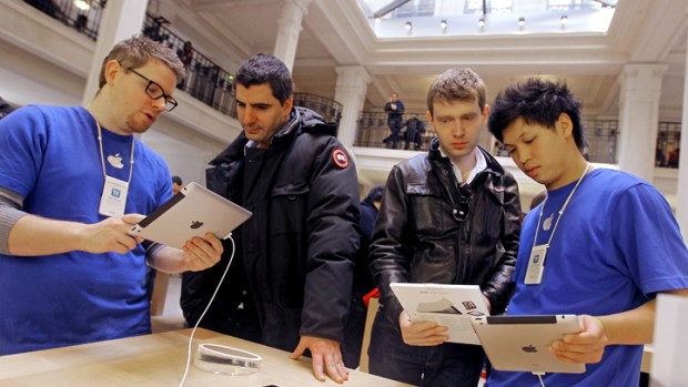 Opinion: Apple Should Donate Computers