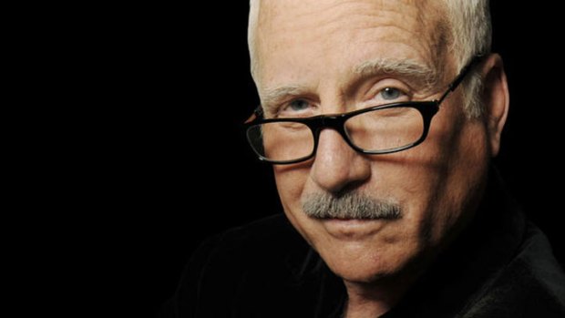 Richard Dreyfuss Reads Apple's TOS