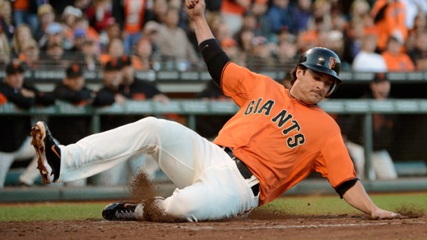 Giants Take Cubs 4-3
