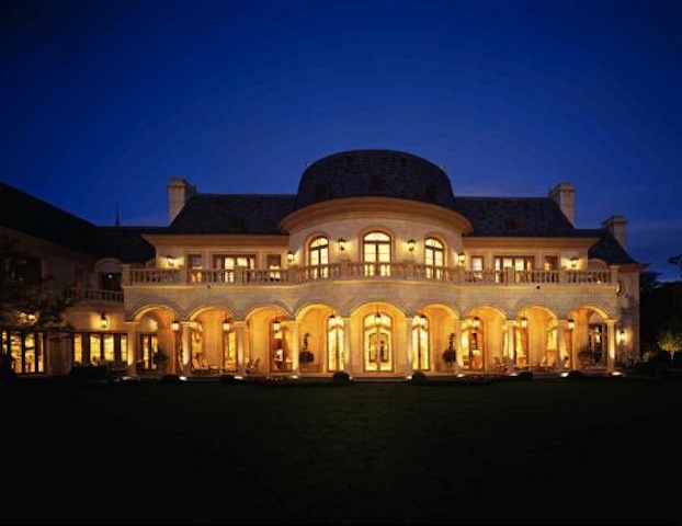 $32M Palatial Estate Up for Grabs 