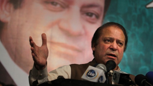 Pakistan's New Leader Makes Landmark Offer of Talks to Taliban