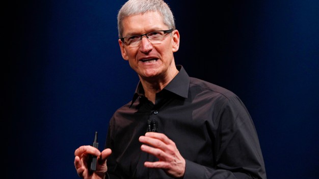 Apple CEO Faces Capitol Hill Grilling Over Avoiding Billions in Taxes
