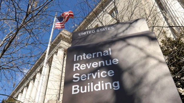 White House Aides Learned of IRS Details in April, But Didn't Tell Obama