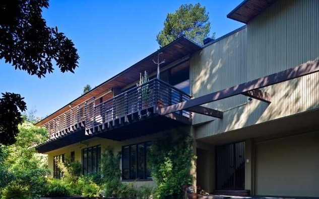 Modern Zolotow House Listed for $1.525M