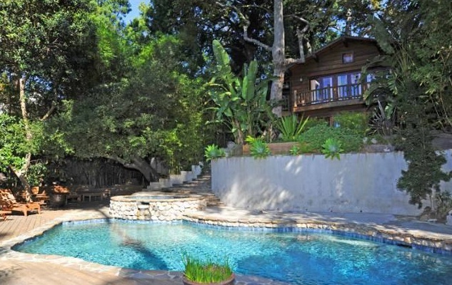 Take a Tour of k.d. Lang's L.A. Pad
