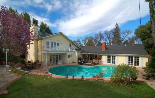 Little House on Ringling Street Listed for $1.295M