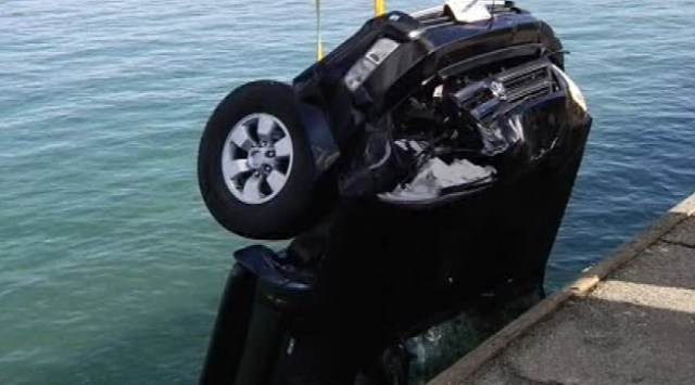 Car Plunges off Santa Cruz Wharf