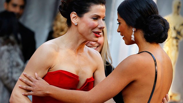 Stars Shine on the 2011 Oscars Red Carpet