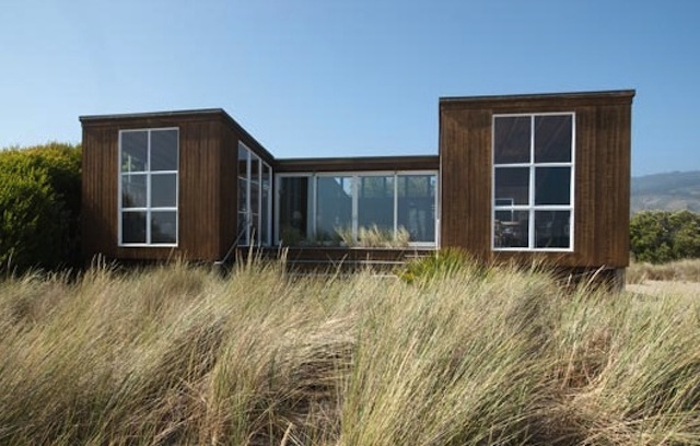 Life's a Beach at This Oceanfront Home 