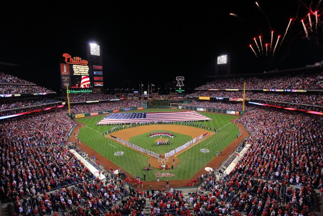 Giants Take on Phillies in the NLCS