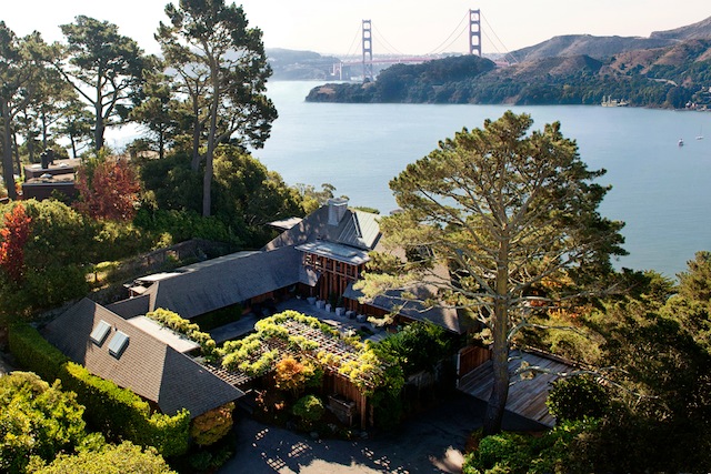 A Luxe Retreat on Belvedere Island