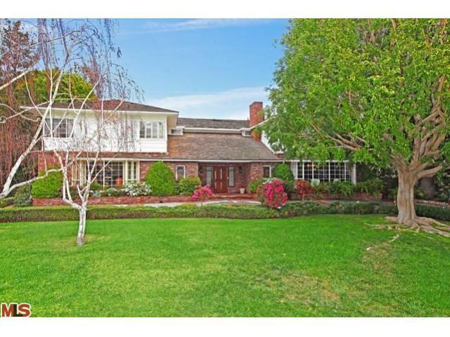Comedian & TV Actor Danny Thomas' Former Digs Sold