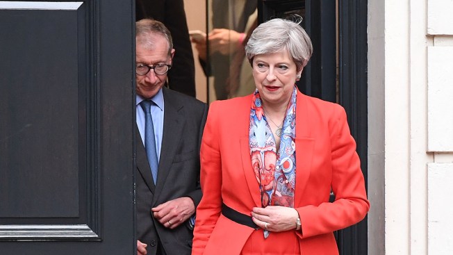 United Kingdom government agrees outline deal with DUP for support United Kingdom government agrees outline deal with DUP for support