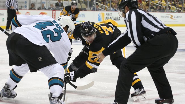 Murray, Penguins Agree To Terms On 3-Year Extension
