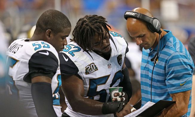 Shanahan Will Hire Saleh as Defensive Coordinator Shanahan Will Hire Saleh as Defensive Coordinator