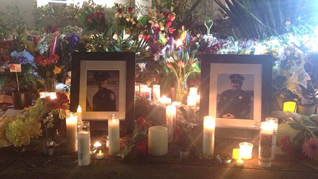 The Santa Cruz community came out on Wednesday to mourn the loss of two fallen police officers, Sgt. Loran 