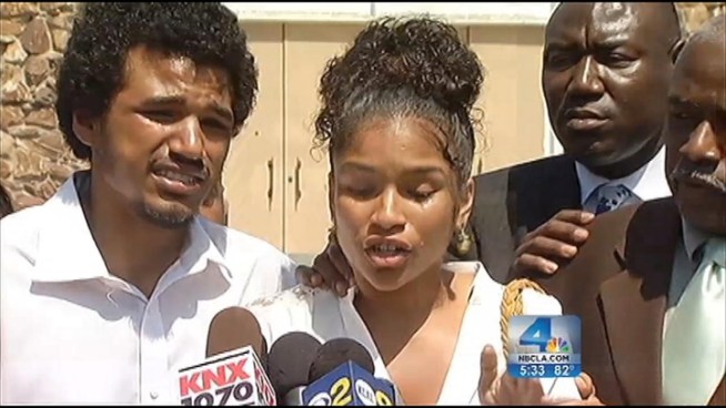 On medication for a broken nose and cheekbone, an emotional Ronald Weekley Jr. details his weekend arrest in Venice, which he says was overly rough. The 20-year-old Xavier University student has hired the lawyer representing Trayvon Martin, the slain Florida teen whose shooting sparked nationwide outrage over racial profiling and the state's controversial 