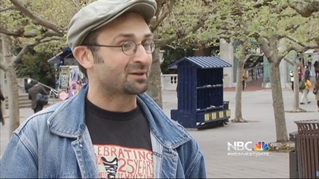 The American Civil Liberties Union of Northern California filed suit on Wednesday against San Francisco and its police chief on behalf of an East Bay homeless rights activist - Bob Offer-Westort - whose cell phone was searched without a warrant. Jean Elle reports.