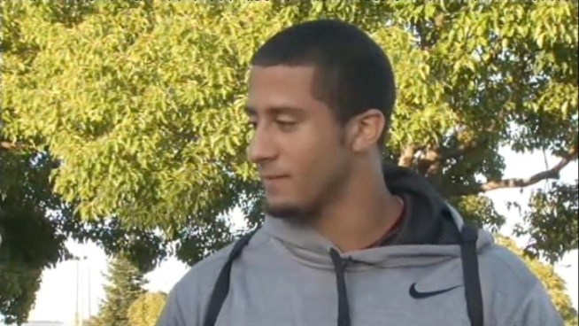 Alex Smith didn't talk to reporters, but other eager members of the San Francisco 49ers did as they arrived for their first day of work post-lockout.