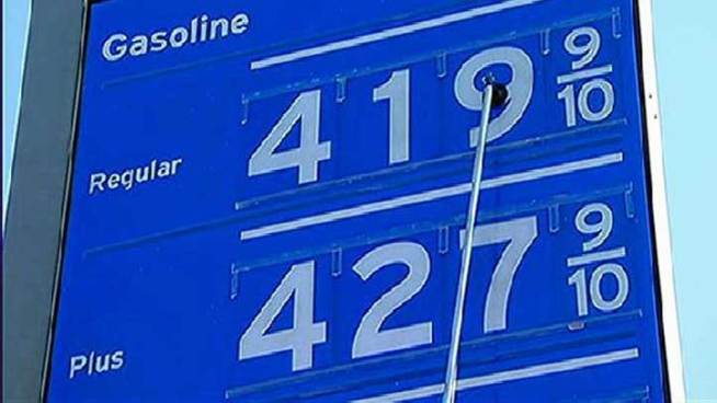 USD economist Alan Gin and Joe Terzi with the San Diego Convention & Visitors Bureau speaks with NBC 7 about the impact of increase gas prices. Consumer Bob reports
