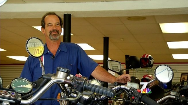 When gas prices rise, so do bike sales, coincidentally. Consumer Bob looks at several alternatives to driving.