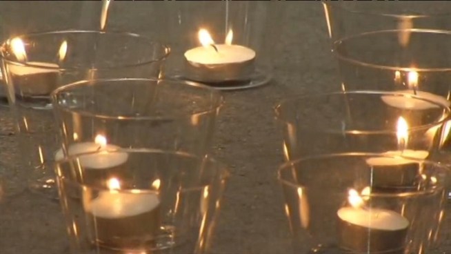Tonight as police work to track down the gunman who killed a 7-11 clerk in Milpitas, friends and customers gathered to remember a life lost.