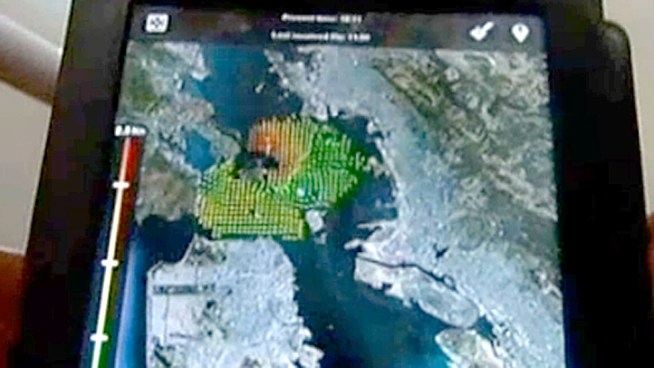 A new app created by San Francisco State University uses radar technology to find and track large areas of floating debris in the ocean. NBC Bay Area's Stephanie Chuang reports.
