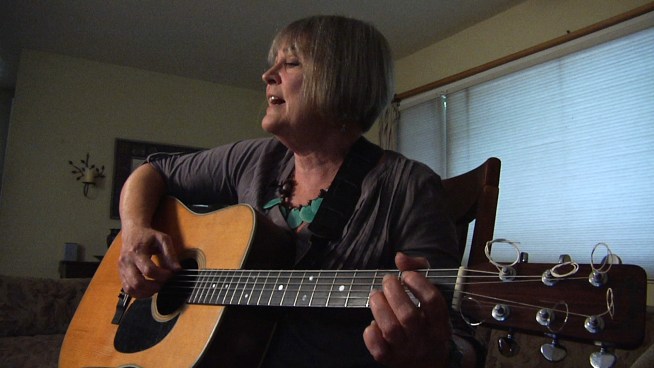 Last year alone, Marin-based Bread and Roses put on 600 musical performances for people who wouldn't normally get to see them. They pulled it off with the help of talented volunteers, like Judy Lagomarsino, aka Miss Kitty.