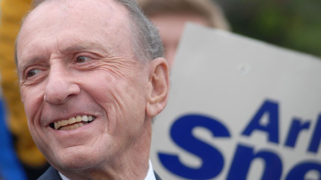 More than 1,000 family, friends, dignitaries, and colleagues paid tribute to former U.S. Senator Arlen Specter on Tuesday. NBC10's Christine Maddela reports.