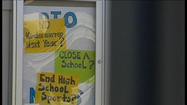 The Fairfield Unified School District is considering eliminating kindergarten next year to help make up for a $6.5 million shortfall.The school board will debate the controversial proposal tonight. They're voting on two cost cutting plans. The first involves closing two schools and eliminating sports, the second would eliminate kindergarten.