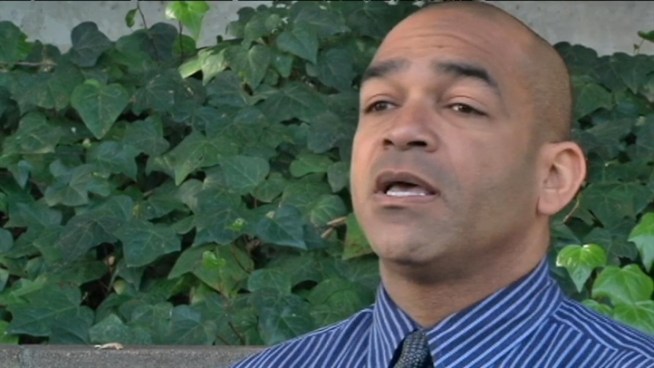 An off-duty San Jose police sergeant on his way to get a marriage certificate with his fiance, ended up being a hero when he helped stop a robbery on BART.In the end, Sgt. Fredrick Kotto was cheered by the Dublin-Livermore passengers, and he and his beloved were able to make their wedding-day appointment with minutes to spare.