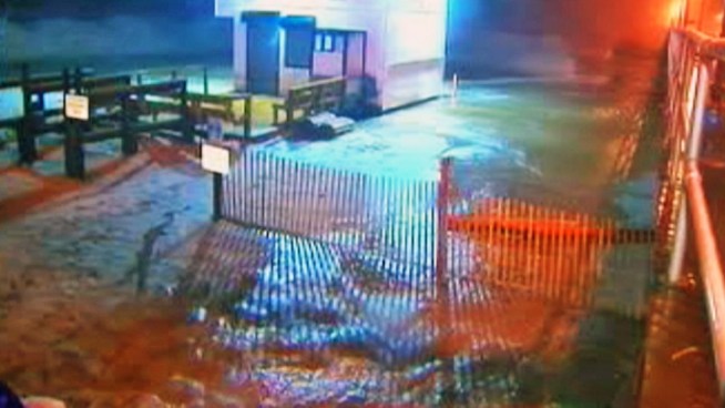 Raw video shows dangerous wind conditions and a churning ocean spilling out near the sidewalk on Long Beach Island ahead of Hurricane Irene.