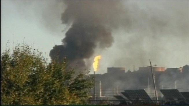 More than 4,800 more residents, workers, and visitors have joined a lawsuit stemming from an August explosion and fire at Chevrons refinery in Richmond. Jodi Hernandez reports.