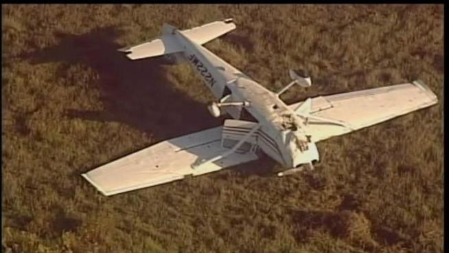 Of the three men riding in a plane that crashed near Palo Alto, only one was mildly injured.