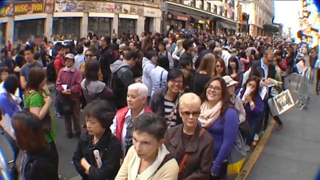 There is a new apparel store now open in San Francisco and it has LOTS of fans.