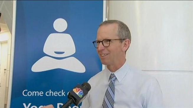 SFO opens first ever Yoga room free of charge for passengers.