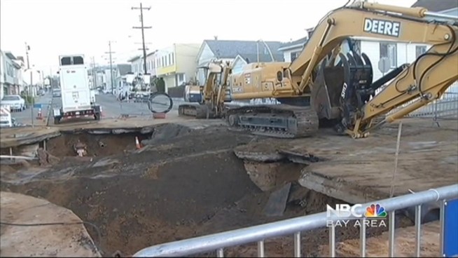 One day after a water main broke in San Francisco, one major thoroughfare is still closed because of flooding, though about 14 residents were allowed back in their homes in the city's Visitacion Valley neighborhood to retrieve belongings. Arturo Santiago reports.