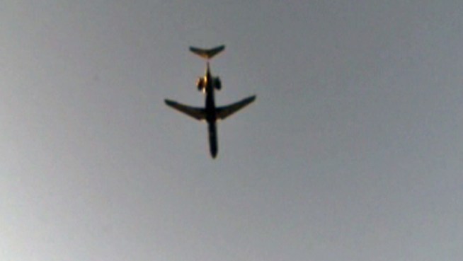 The new Santa Clara stadium is in the landing flight path of San Jose airport. So is that a problem? Investigative reporter Stephen Stock asked that question in a report that aired on the 11 p.m. Feb. 1, 2013.