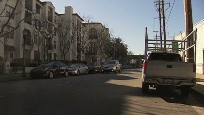 Scott Budman visits a San Jose neighborhood who has been in the dark for three weeks thanks to copper thieves and an expensive fix it job.