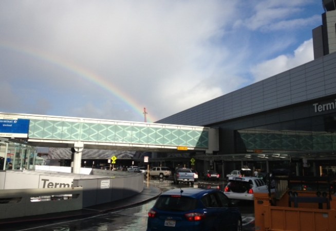 As weather wreaked havoc in other parts of the country, San Francisco International Airport operations ran Wednesday morning with just a few delays reported going into the New York area. Stephanie Chuang reports.
