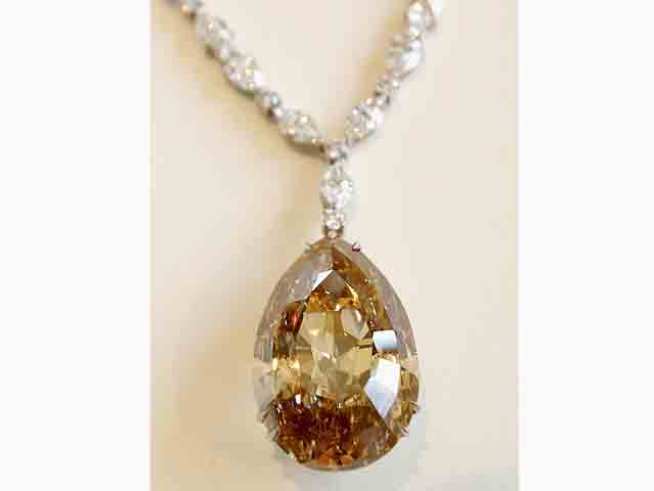 First Lady of SF Sports Rare Diamond