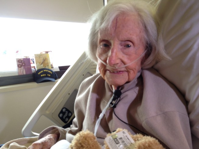 The eyes belonging to 100 year old Elfie Larkin have seen a lot in the past century. This weekend they will see Michelle Obama. Larkin has a date with the First Lady on Saturday during Mrs. Obama's visit to the Bay Area.