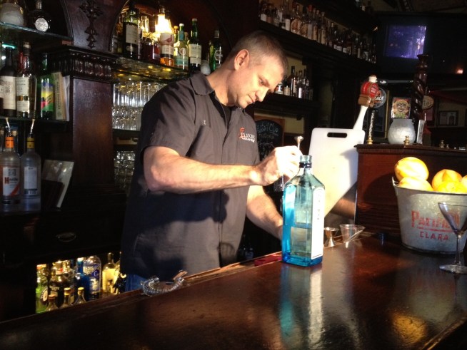 San Francisco s bartenders won t be locking up the Jack Daniels afterall come Super-Bowl Sunday. NBC Bay Area's Joe Rosato Jr. reports.