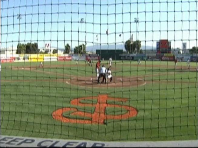 San Jose host families remember when the San Francisco Giants stars used to need help from strangers because of a lack of funds.
