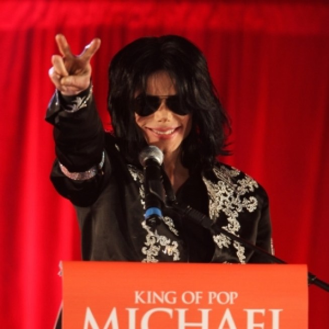 Michael Jackson Memorial Set For July 7 At Staples Center