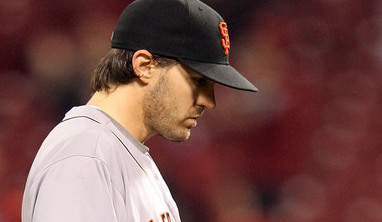 Four-Run Rally Dooms Giants in Cincinnati