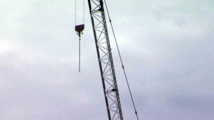 3-19-17_SF_Crane_Arrest
