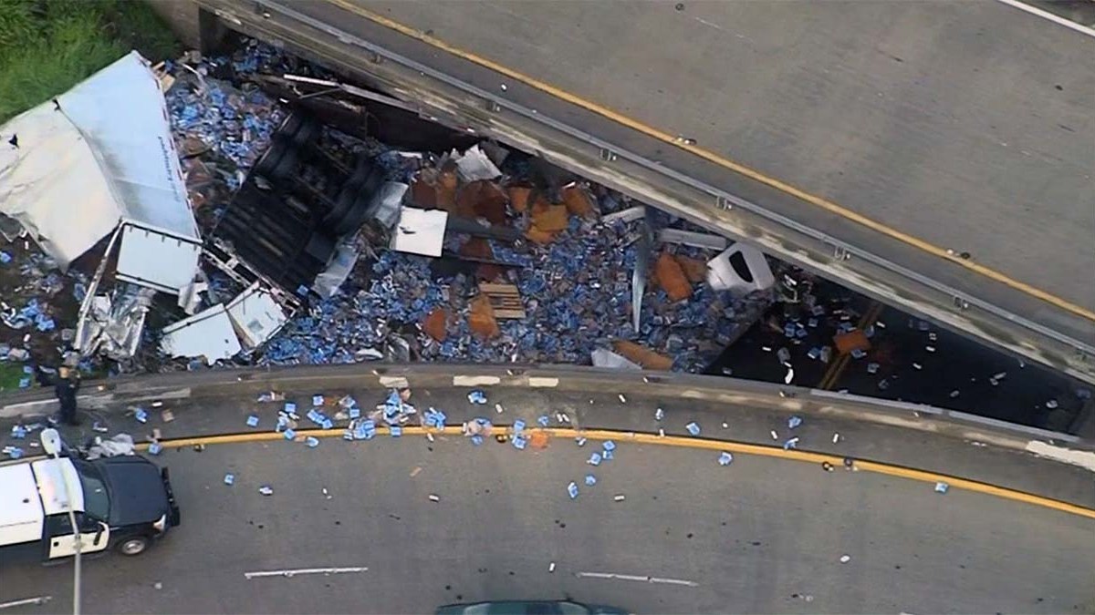 Beer Truck Crash Spills Boxes of Modelo on Freeway Overpass NBC Bay Area