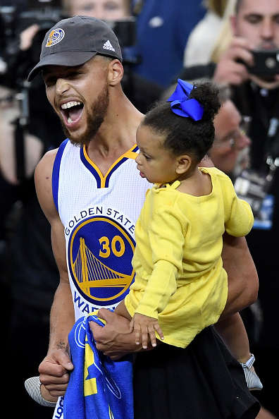 Golden State Warrior Stephen Curry's Daughter Steals the Show at Press  Conference - ABC News